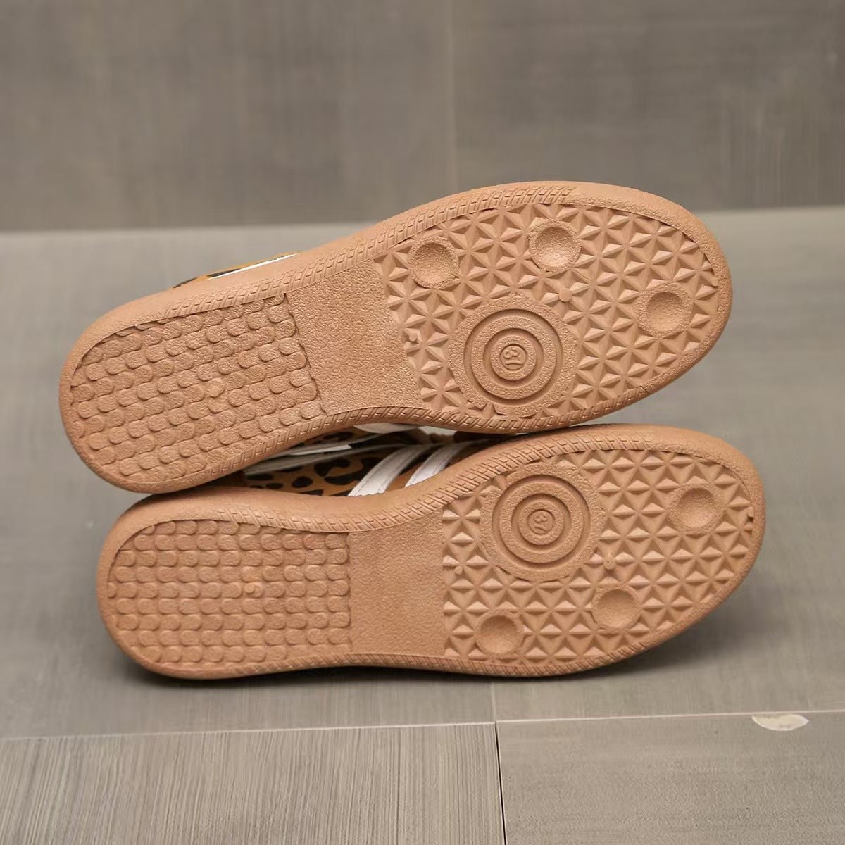 Mocka sneakers dam i mockaimitation