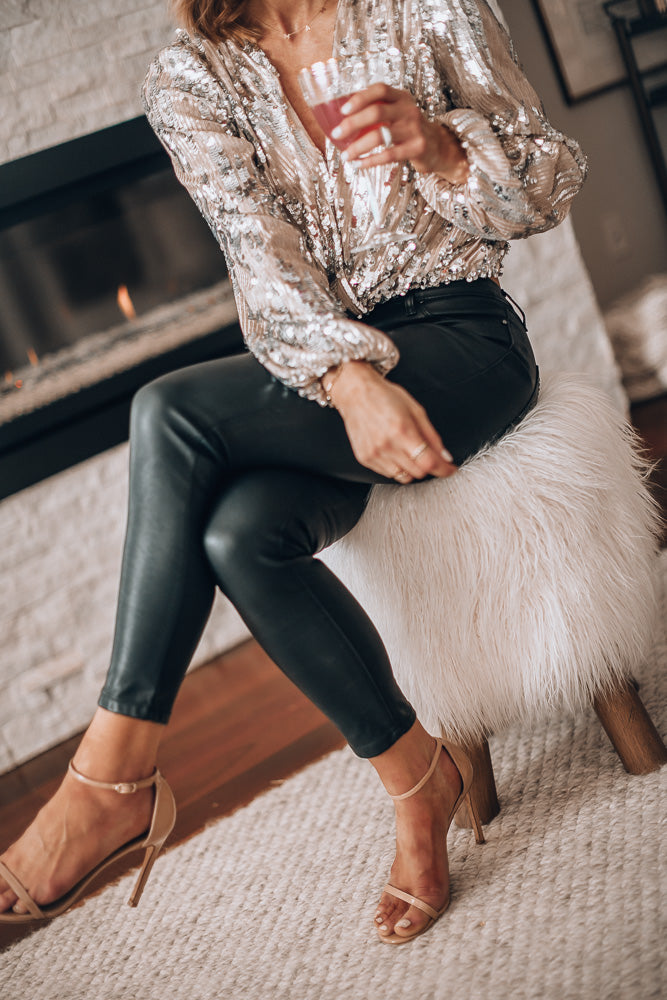 Elegant festblus med paljetter