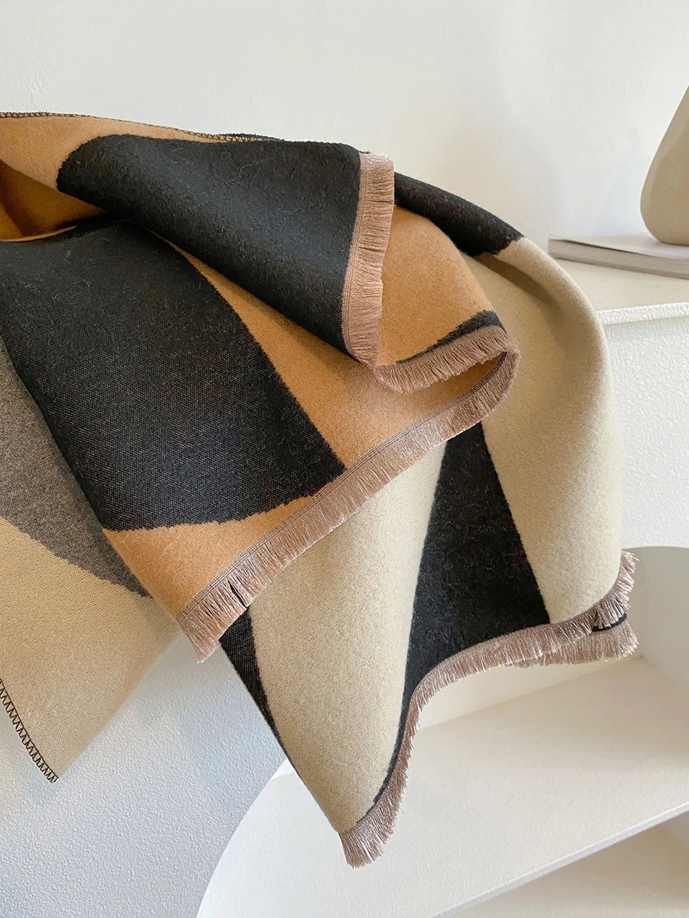 Vändbar scarf dam i akryl