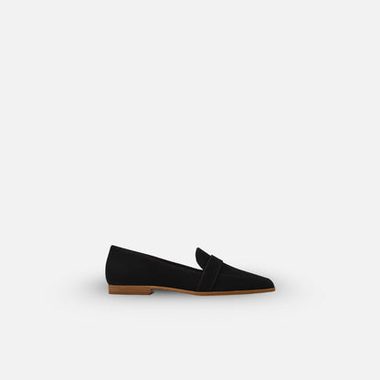 Loafers dam i textil – eleganta vårloafers med vadderad innersula