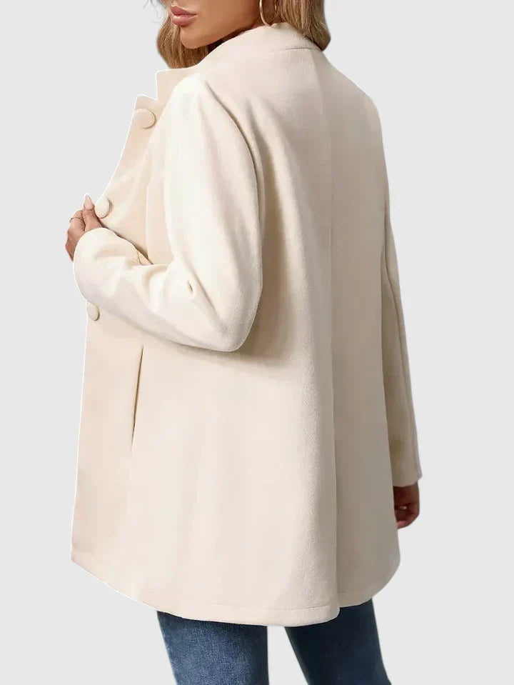 Elegant jacka med knappar