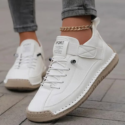 Texturerade sneakers dam i textil med snörning