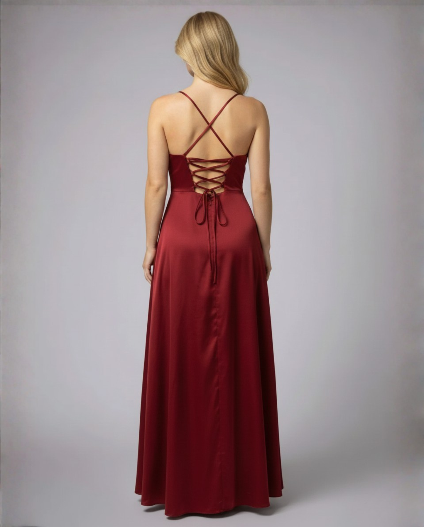 Elegant silke-maxiklänning dam med flätad rygg