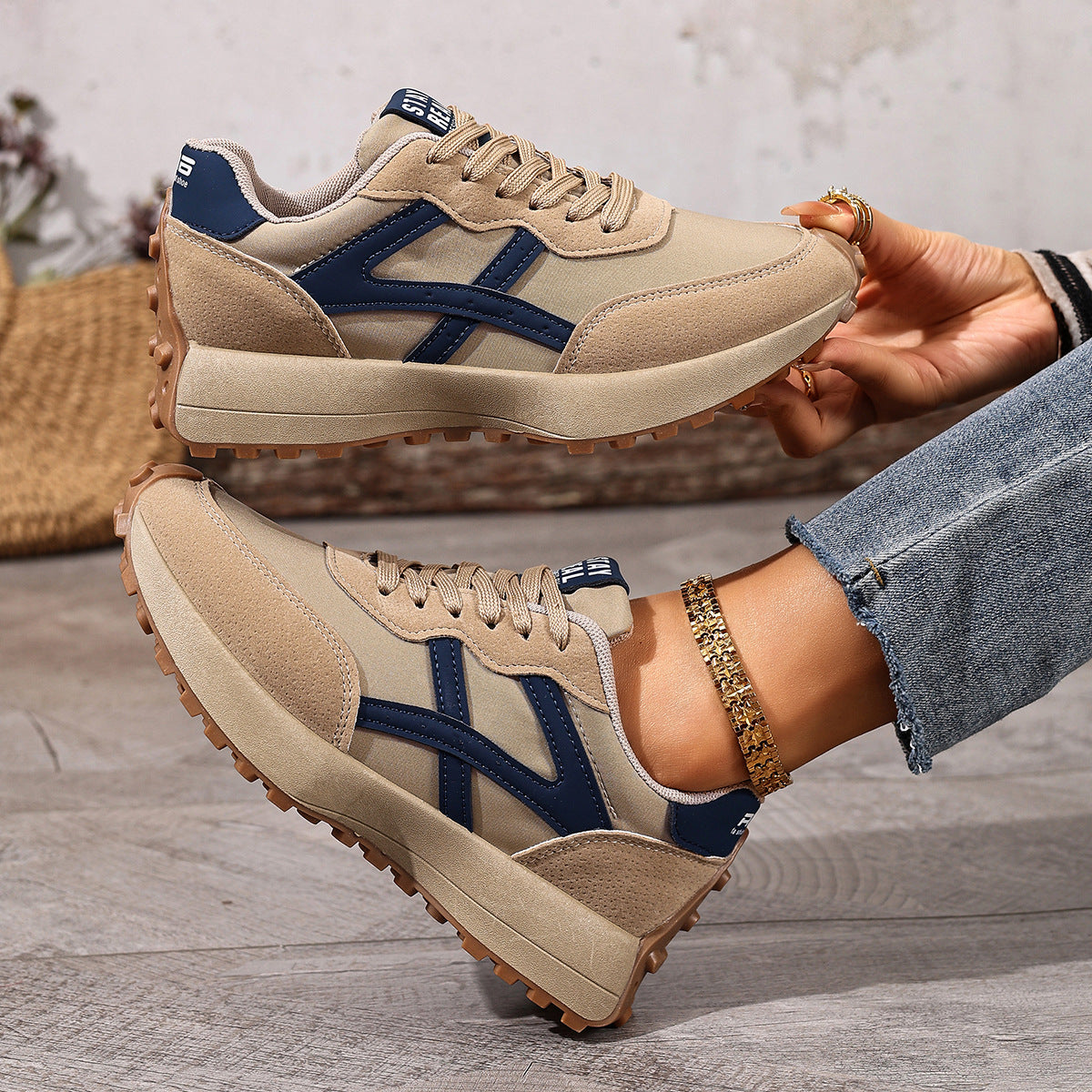 Lätta sneakers dam med dämpad sula