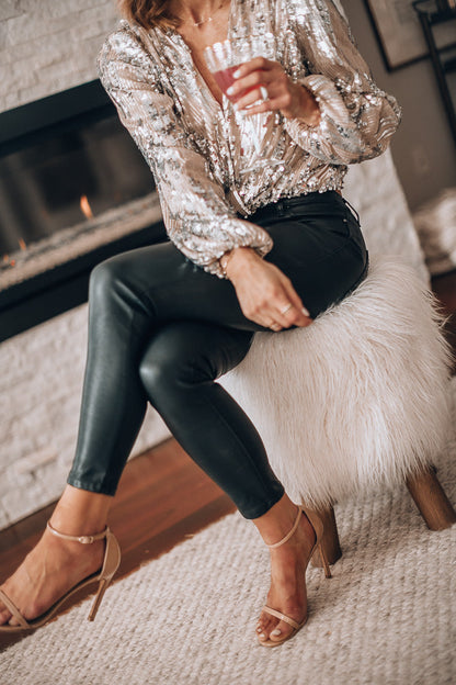 Elegant festblus med paljetter