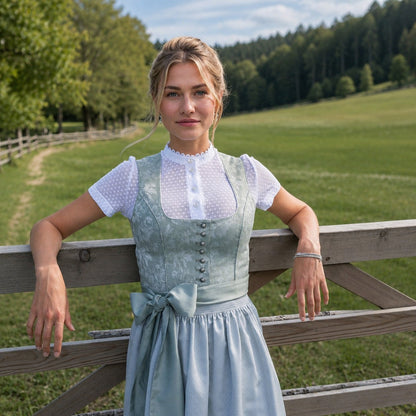 Klassisk dirndl dam, ljusblå