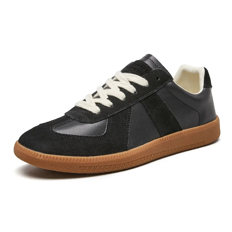 Sneakers herr i textil – snörade med halkfri och bekväm såla