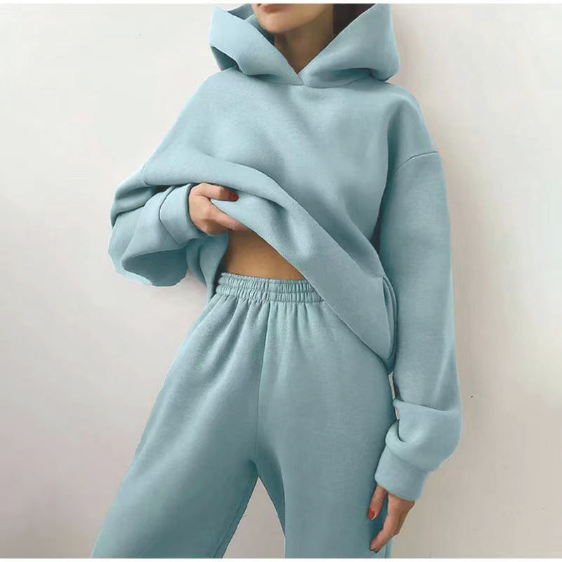 Damset i jogging-stil