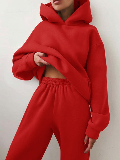Damset i jogging-stil