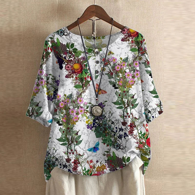 Retro-blus dam med blommönster