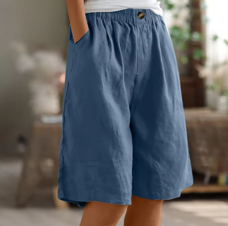 Bomullsshorts dam med längd ovanför knät