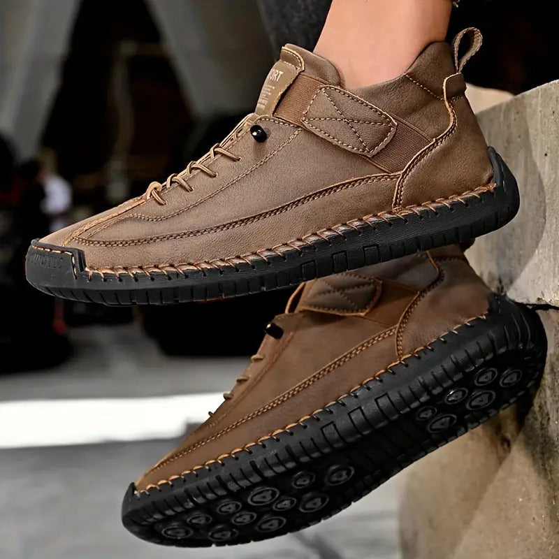 Slip-on sneakers dam med kardborreband