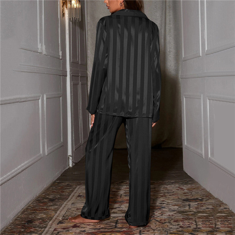 Lyxig satin-pyjama dam