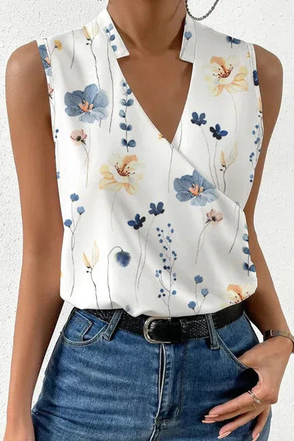 Ärmlös v-ringad blus dam i polyester — blommig sommarblus med omlott