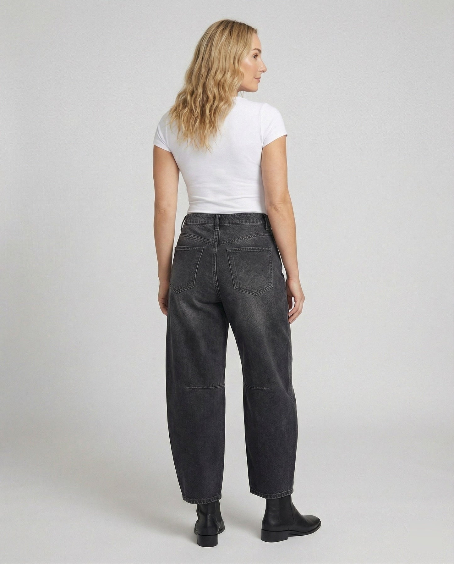 Mid-rise barrel-jeans dam