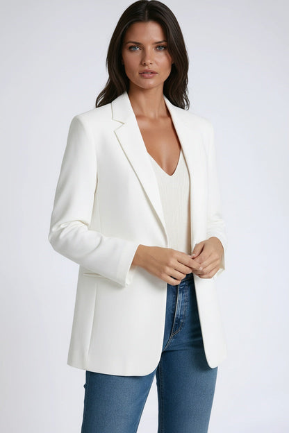 Långlinjad blazer dam i vit – elegant kontorsblazer